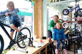 Scarborough cyclists clock up 1,320 miles to raise money for Ukraine