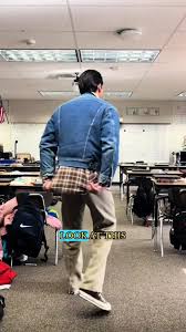 Vintage Men's Fashion Style: The Perfect Shirt Solution