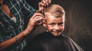 Si tu as apprécié ces transformations capillaires, n'hésite pas à partager l'article à tes amis. Comment Couper Les Cheveux Des Enfants Soi Meme