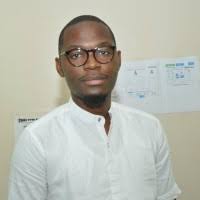 2100+ profilů „Babou“