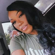 Vonda Lyons's Instagram, Twitter & Facebook