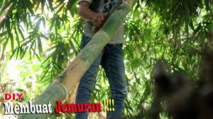 13 jenis gantungan baju unik paling banyak dicari 12 03 2019 a rak gantungan baju dari kayu model standing atau berdiri dengan 4 tiang gantungan baju yang dibentuk oleh 4 tiang dengan rak susun di bagian tengah secara keseluruhan memiliki dimensi persegi rak yang berada di bagian tengah cara kreatif membuat gantungan baju dari barang bekas. Mk Kreative Diy Membuat Jemuran Pakaian Dari Bambu Youtube