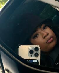 Shauna Graves (@immshauna) · Instagram 照片和Reels