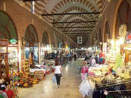 edirne nin tarihi bir carsisidir ali pasa carsisi merkez ilcede bulunan ali pasa carsisi 1560 1565 yillari arasinda insa edilmist yunanistan fotograf turkiye