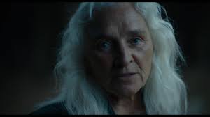 No puedes verlos, pero ellos ven todo. #Observados ¡Ya está disponible en  las salas de #Metrocinemas! No te la puedes perder.