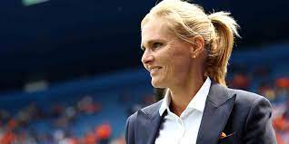 Jun 30, 2021 · het internationaal olympisch comité heeft deels gehoor gegeven aan de wens van bondscoach sarina wiegman van de oranjevrouwen tot uitbreiding van de selectie op de olympische spelen. Woman Of The Week Sarina Wiegman