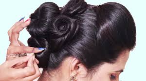 Hairstyles can make a lot of difference, be a cute chignon or a classy ponytail, there's a lot to flaunt and experiment every day. Perfect Hairstyles For Saree Easy Beauitful Hairstyles Party Wedding Hairstyles Youtube