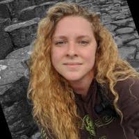 Carrie Belanger's Instagram, Twitter & Facebook