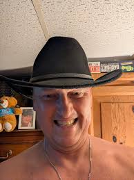 But I don't wanna be a cowboy!” 😬😂😂