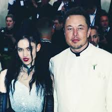 The new couple arrived at the met gala. Grimes S Mom Doesn T Appear To Like Elon Musk