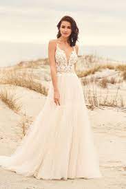 Maybe you would like to learn more about one of these? Brautkleid In A Linie Mit Transparentem Spitzentop Plunge Ausschnitt Und Spaghettitragern Von Lillian West Modell 66105 Heiraten Mit Braut De