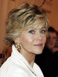 20 Short Hairstyles For Older Women