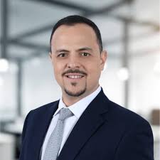 Leadership by integrity and conviction: Nehemiah's example