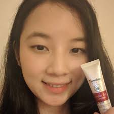 Himalaya Under Eye Cream review: Is it able to get rid of eye circles and  lines in 4 weeks?