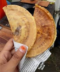 Mulai dari kue leker, rujak, dan gak ketinggalan ada lumpia enak, salah satunya lumpia bu tatik ini. Berasa Nostalgia Ini 5 Jajanan Khas Betawi Yang Jadi Favorit Banyak Orang Orami