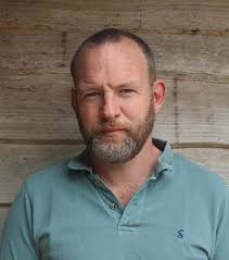 Barrows at the core of Bronze Age Communities