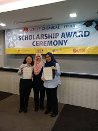 Lotte titan3322 hahaha @johnfarmer458 i like your optimism 400 mil per qtr 4 qtrs =1.6 bil lctitan has 2.3 bil shares in issue tat means eps of 70 sen assigning a pe of 10 this stock is worth rm7 huat lor hehe. Lotte Chemical Titan Scholarship 2019 Recipients School Of Chemical Engineering Universiti Sains Malaysia