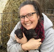 Victoria Mongold's Instagram, Twitter & Facebook