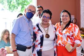 FELIZ DÍA A LOS MAESTROS QUE CONSTRUYEN CULTURA Y CIUDAD