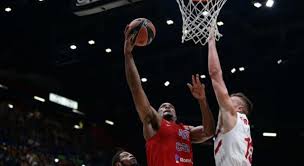 Secondo quanto riporta sportando, il 4 volte campione d'eurolega non rinnoverà con il cska: Olimpia Milano La Presentazione Di Kyle Hines E Davide Moretti Qui Per L Organizzazione E Per Lavorare Con Messina Oa Sport