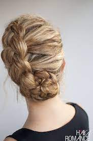 The Best Curly Hairstyle Tutorials For Frizzy Hair Hair Romance Hair Styles Hair Romance Curly Wedding Hair