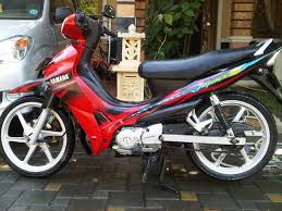 Natural seperti warna biru langit, hitam, kuning emas atau perpaduan warna.velg yang terlalu kecil akan membuat karet ban luar anda retak. Yamaha Jupiter Z Cast Wheel 2004 2005 Limited Editionnya Jupiter Z Lawas The Coolrider S Garage