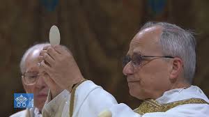 Pope revives traditional pallium imposition ceremony