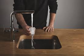 Dubai Rules: Drink Free Tap Water In Restaurants, Don'T Use Plastic Bottles  | Twib.News