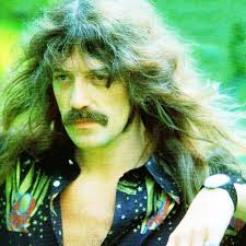 How do you describe John Lord in 3 words? 👇Comment “Yes” or DM us if you  want to buy our products ⚡️Free shipping