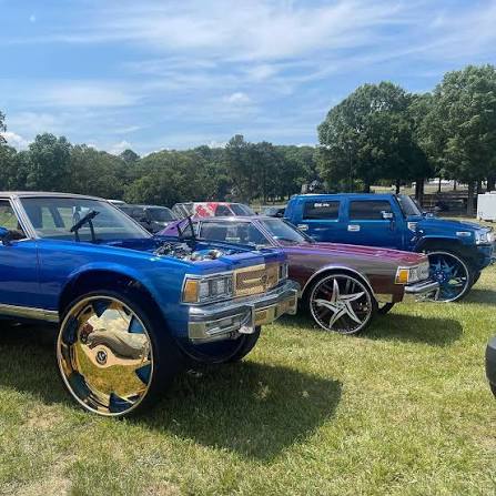 Rick Ross car show with @midwestmel402 and @aj_34s