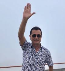 Последние твиты от hasan yılmaz (@hsnylmzofficial). Hasan Yilmaz Kimdir Hasan Yilmaz Kac Yasinda Ve Nereli Iste Hasan Yilmaz In Sarkilari