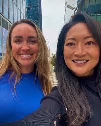 Amanda Delis's Instagram, Twitter & Facebook