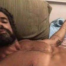 Difunden fotos al desnudo de actor argentino Luciano Castro y esposa  responde así 