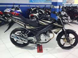 Vixion 2012 warna hitam seperti baru, plat l, pajak baru diperpanjang bulan agustus kemarin. Jual Motor Yamaha V Ixion 2012 0 2 Di Jawa Timur Manual Others Hitam Rp 13 250 000 4860989 Mobil123 Com