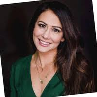 Leanne Nichols's Instagram, Twitter & Facebook