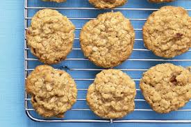 Biscuits A L Avoine A La Cannelle Et Aux Dattes Qu Est Ce Qui Mijote De Kraft Recipe Cookie Recipes Chocolate Chunk Cookie Recipe Cookie Recipes Peanut Butter Oatmeal