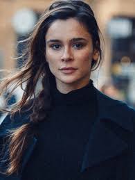 Viktor bringt's, TV Series, Comedy, Episodes 1-8, 2023-2024