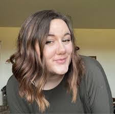 Traci Neeley's Instagram, Twitter & Facebook