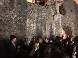 The london walks tour, specifically with donald rumbelow as the guide, is the only jack the ripper tour i would even think about taking. Start Of The Jack The Ripper Tour Location Sets The Mood For The Murder Mystery Tour Picture Of Strawberry Tours London Tripadvisor