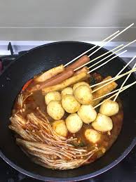 Korang just bukak dapur elektrik tu, tekan menu steamboat, dan. Resepi Oden Ala Family Mart By Syaheera Young Rockie