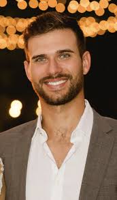 The Donut King (2020)