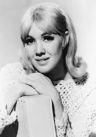 安妮特·安德烈介绍_图片_作品-猫眼电影