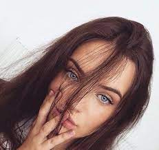 Becaclark On Twitter Brown Hair Blue Eyes Blonde Hair Blue Eyes Brown Hair Blue Eyes Girl