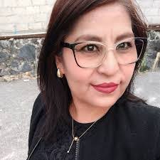 Caprice Armlin's Instagram, Twitter & Facebook