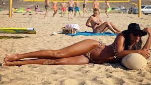 En ucuz eda taşpınar kozmetik malzemeleri ve kampanyalar hakkında bilgi almak için tıklayın! Eda Taspinar In Plaj Keyfi Magazin Haberleri