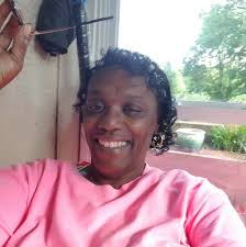 What types of fish are suitable for diabetics to eat?