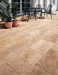 Travertin Noce Platten Terrasse In 2020 Backyard Fence Decor Travertine Fence Design