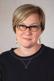 Meredith Warren (@mereditowarren)