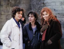 Courtney ford, andrew w walker, troy blundell, rachel wilson, jesse camacho. Prisonnieres Un Film De Femmes Sur Le Milieu Carceral En Dvd Et En Vod