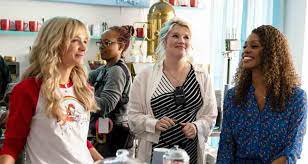 But it was also crucial, she thought, that the film be visually from left: Emerald Fennell On The Only Ending That Made Sense For Promising Young Woman